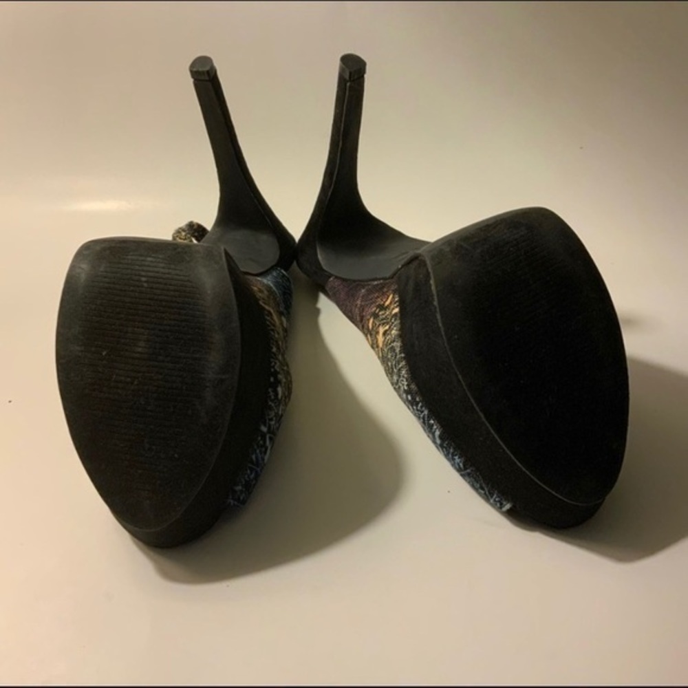 Nicole Miller slingback Heels - Picture 5 of 5
